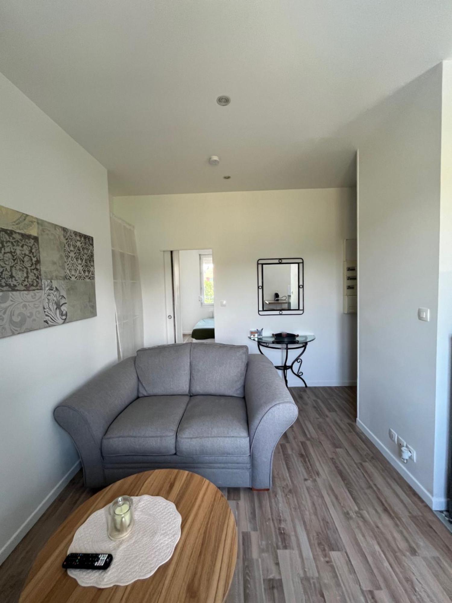 Apartament Le Compiegnois Compiègne Zewnętrze zdjęcie