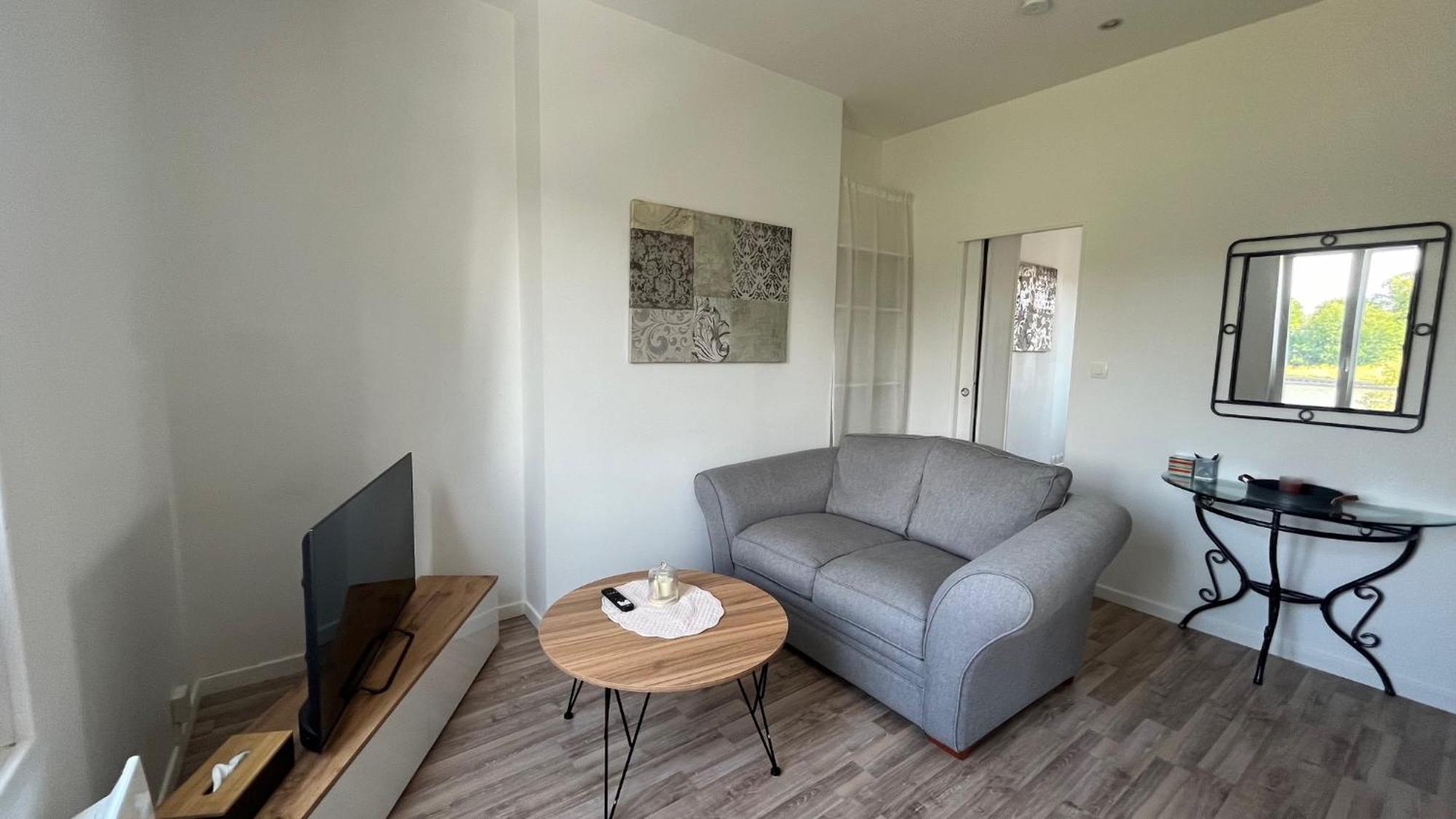 Apartament Le Compiegnois Compiègne Zewnętrze zdjęcie