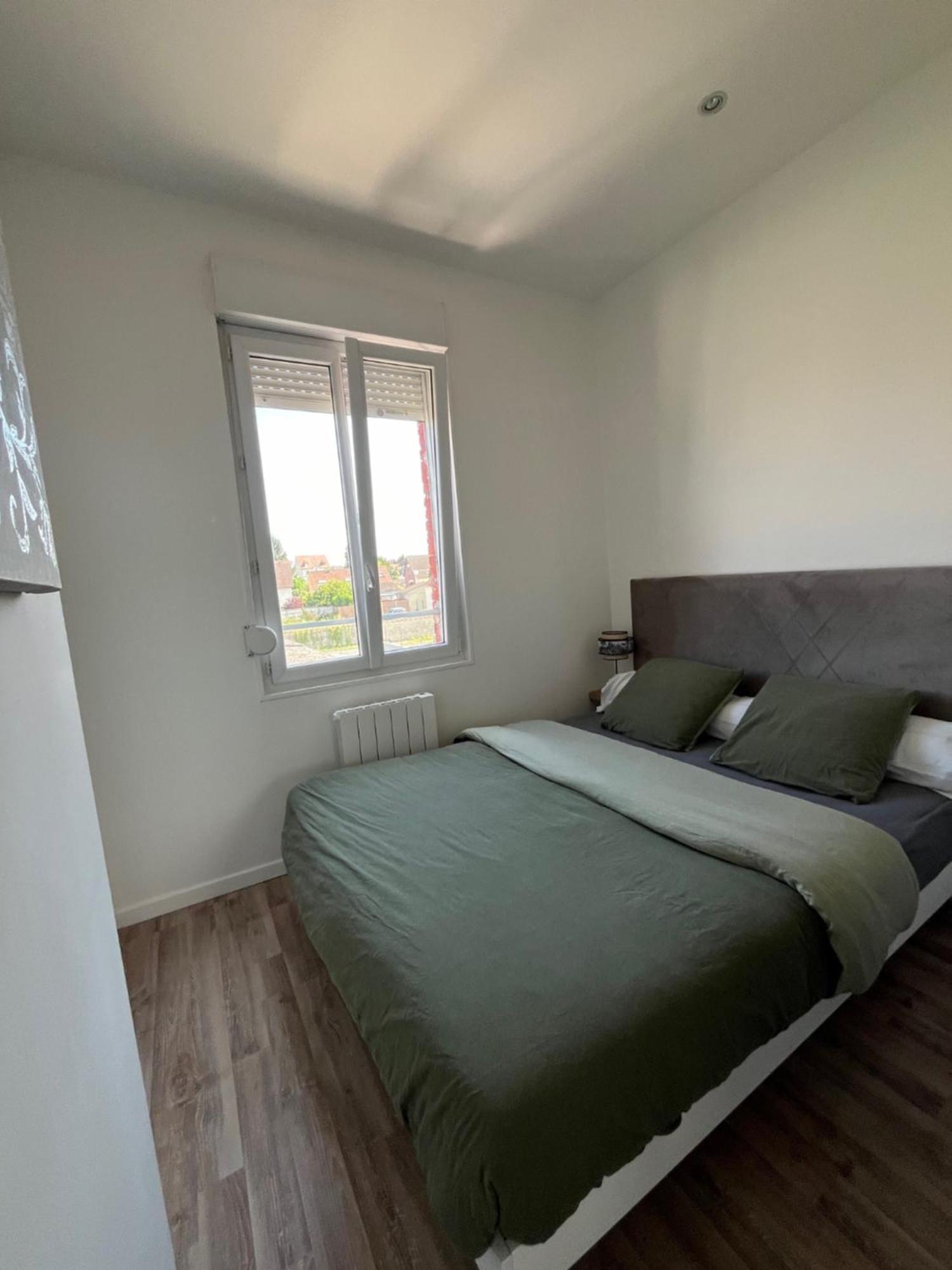 Apartament Le Compiegnois Compiègne Zewnętrze zdjęcie